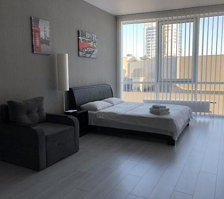 Apartmant In Smart Plaza Kiev Luaran gambar